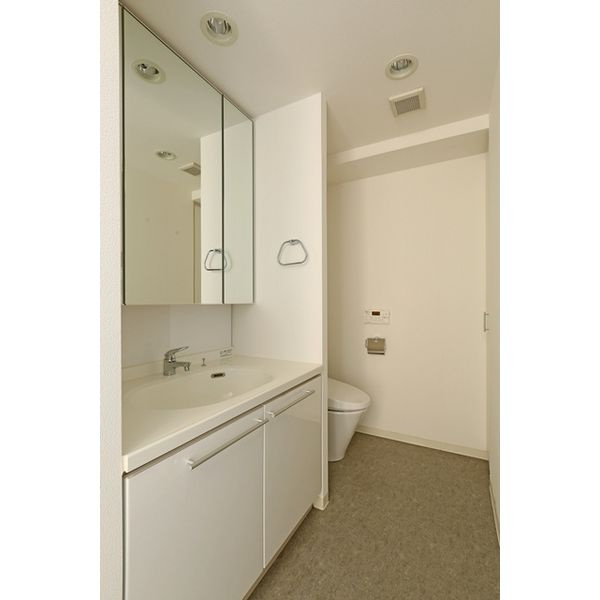 ミュプレ矢場町の洗面所