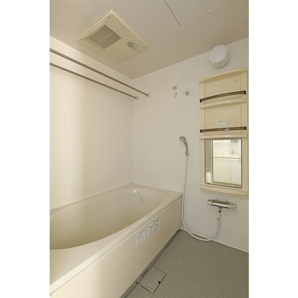 ミュプレ矢場町の浴室