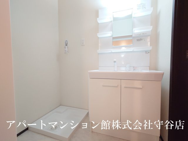 La Fraise Aの独立洗面台