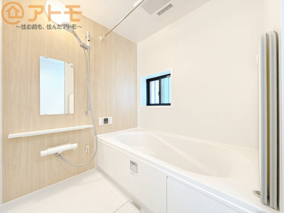 【浴室】 | 葵区北番町2期　新築戸建　A号棟 | 浴室は落ち着いた色のパネルでゆったりと過ごせる空間です。お風呂で一日の疲れを癒しましょう♪