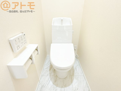 【トイレ】 | 葵区北番町2期　新築戸建　A号棟 | 毎日使うトイレだからこそ機能性を重視したいですよね！温水洗浄便座で快適な時間をお過ごしください♪