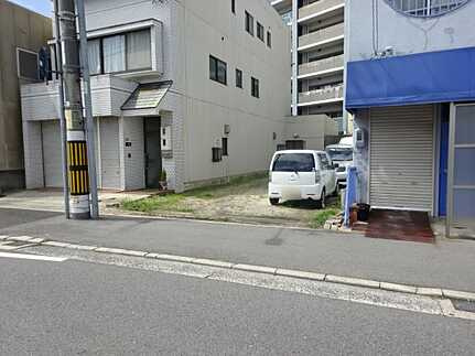 広島市南区宇品海岸１丁目の前面道路含む現地写真