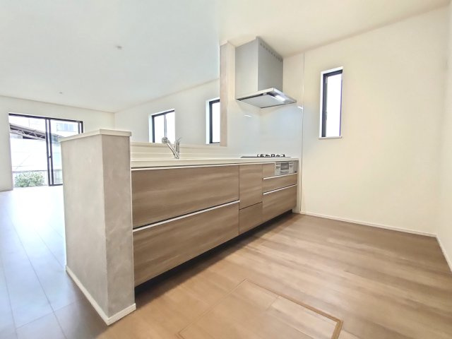 三郷市　鷹野1丁目　新築戸建　全2棟のキッチン|お料理しやすいキッチンです