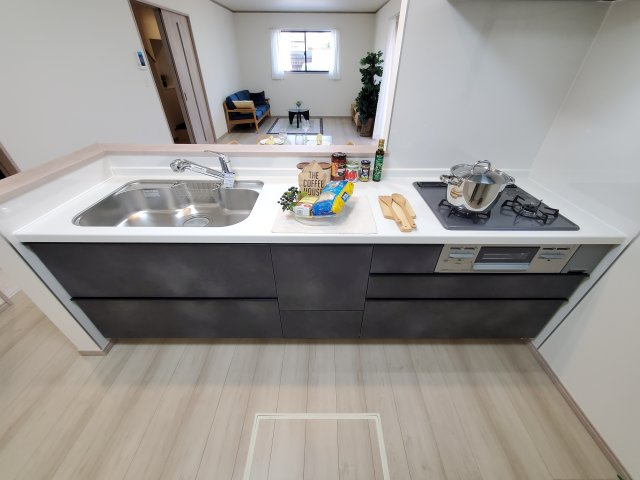 三郷市　鷹野1丁目　新築戸建　全2棟のキッチン|施工例です