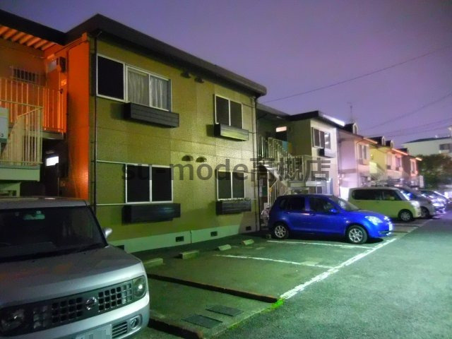 髙井ハイツC棟の外観