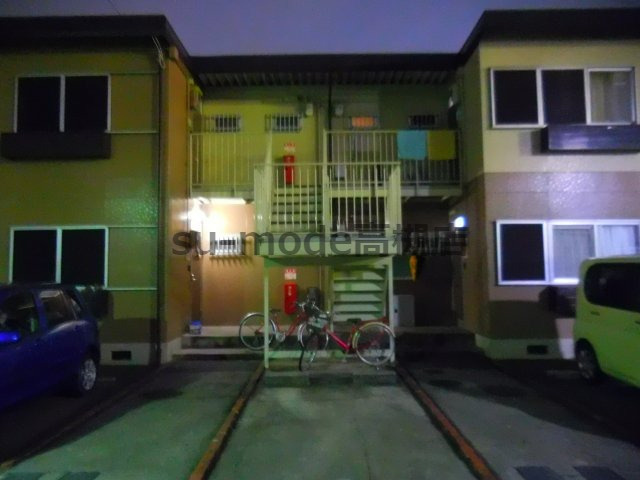 髙井ハイツC棟の外観