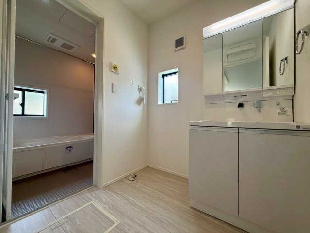 南国市大そね甲5期1棟の独立洗面台|※画像はイメージです