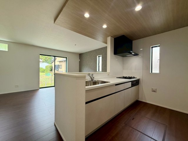 南国市大そね甲5期1棟のキッチン|※画像はイメージです