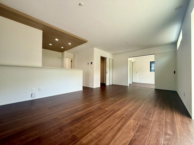 南国市大そね甲5期1棟の居間・リビング|※画像はイメージです