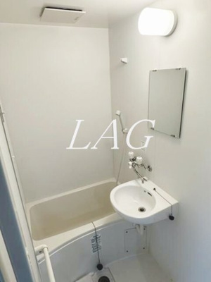 【浴室】 | ＡＸＩＳ中町 | お風呂です。