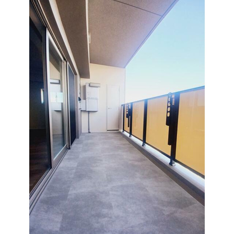 レ・ジェイド上通のバルコニー