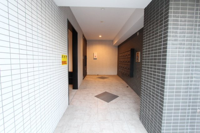 プリミエール鳥居松IIのロビー