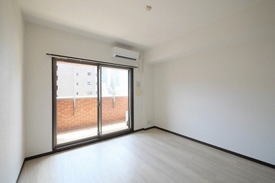 【洋室】 | レジディア新大阪Ⅱ | 広々とした洋室です