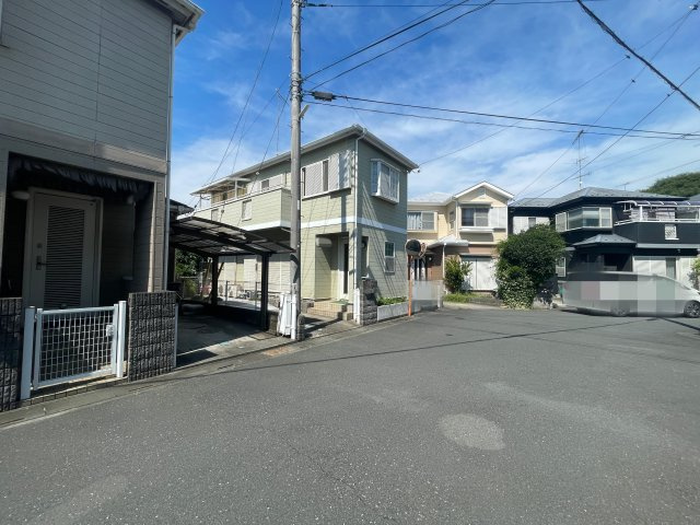 【前面道路含む現地写真】 | 熊谷市成沢　中古戸建