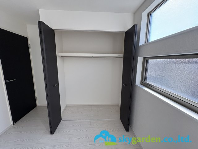 藤沢市亀井野7期　新築戸建　全3棟2号棟の収納|便利な収納スペースです