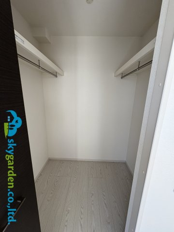 藤沢市亀井野7期　新築戸建　全3棟2号棟の収納|こまごまとしたものを収納できそうですね