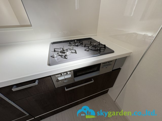 藤沢市亀井野7期　新築戸建　全3棟2号棟のキッチン|キッチンでお料理をお楽しみください