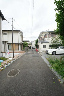 【前面道路含む現地写真】