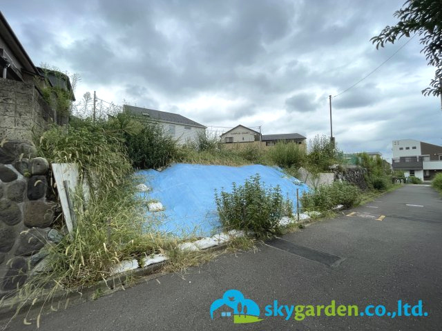 藤沢市亀井野　売地の外観|小田急江の島線「六会日大前」駅の前になります。