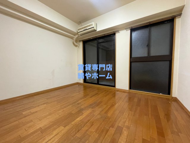 リアンジェ難波の居間・リビング