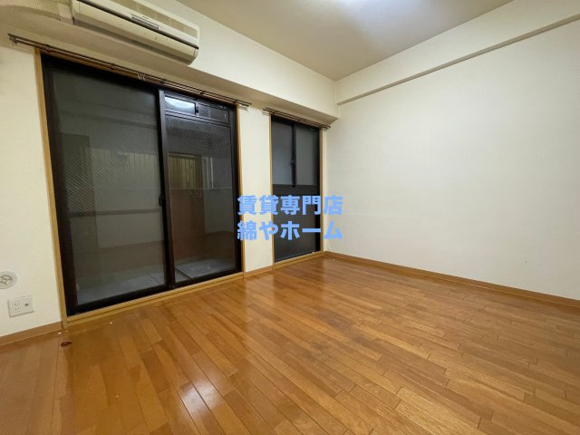 リアンジェ難波の居間・リビング