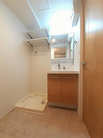 プラムツリー神楽坂の洗面所|広い洗面スペース