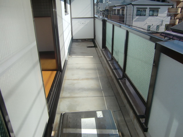 シャンテ本山のバルコニー
