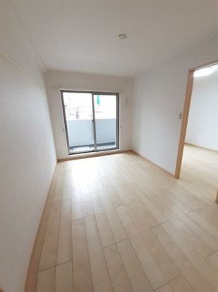 横網　リバーイーストの居間・リビング