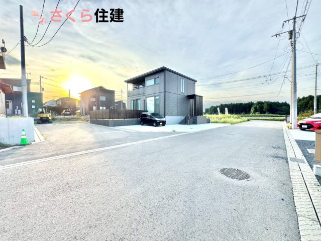 愛伸タウン野沢町１期　No，3の前面道路含む現地写真|前面道路６ｍ公道
