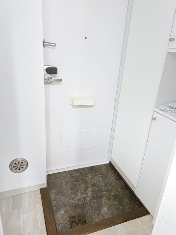 【玄関】 | PLANET SAKURA CENTRAL | 月額管理料無料！賃貸管理はアブレイズパートナーズにお任せを！