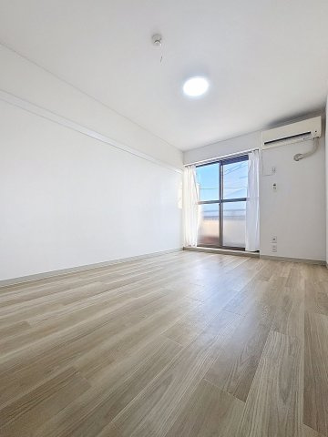 【居間・リビング】 | PLANET SAKURA CENTRAL | ★快適なくつろぎ空間★