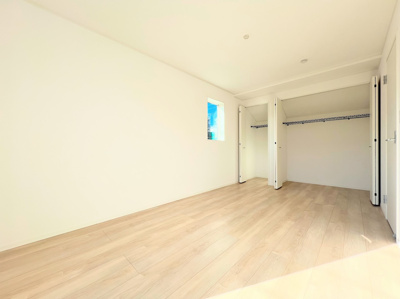 【洋室】 | ◆◇横浜市緑区三保町　新築戸建　3号棟◇◆ | ◆暮らし心地を大きく左右する収納を、適材適所に配置し使い勝手を考慮しました。空間を余すところなく有効利用した収納は生活空間をより上質なものにしてくれるでしょう。