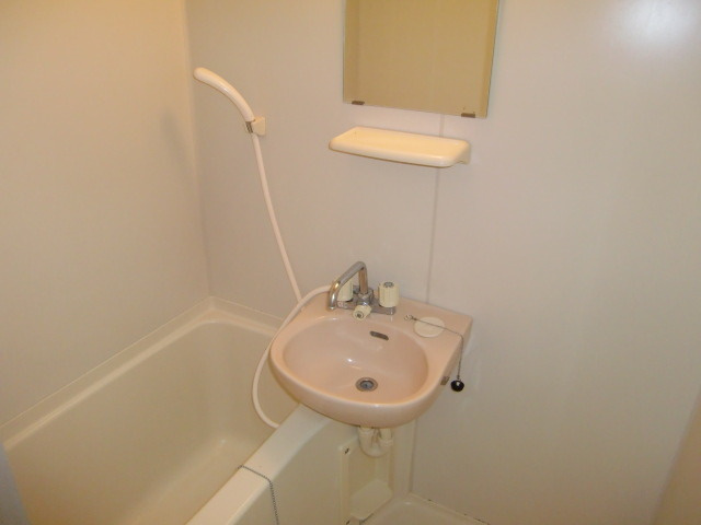 ヴィラ六甲の浴室