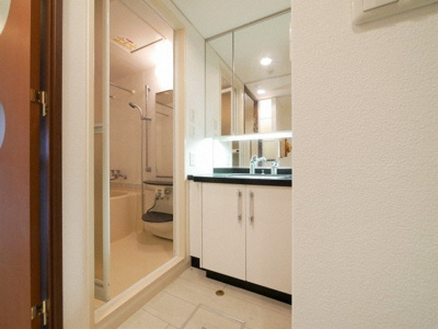 【独立洗面台】 | コンソラーレ同心 | コンソラーレ同心　独立洗面所