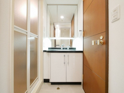 【独立洗面台】 | コンソラーレ同心 | コンソラーレ同心　独立洗面所