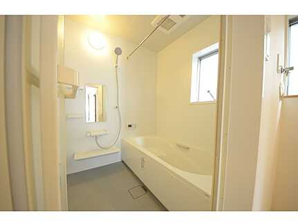 広島市東区戸坂大上４丁目の浴室