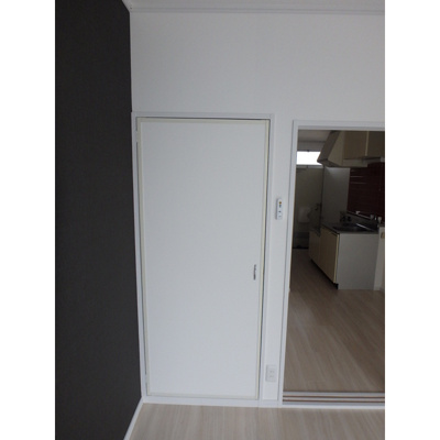 【内装】 | イタデラハイツ | 内装は落ち着いています