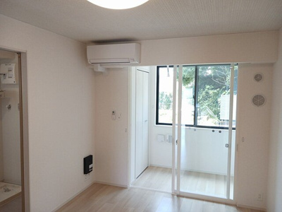 【内装】 | ＳＷＥＥＴ　ＨＯＭＥ | 明るい色調の室内です