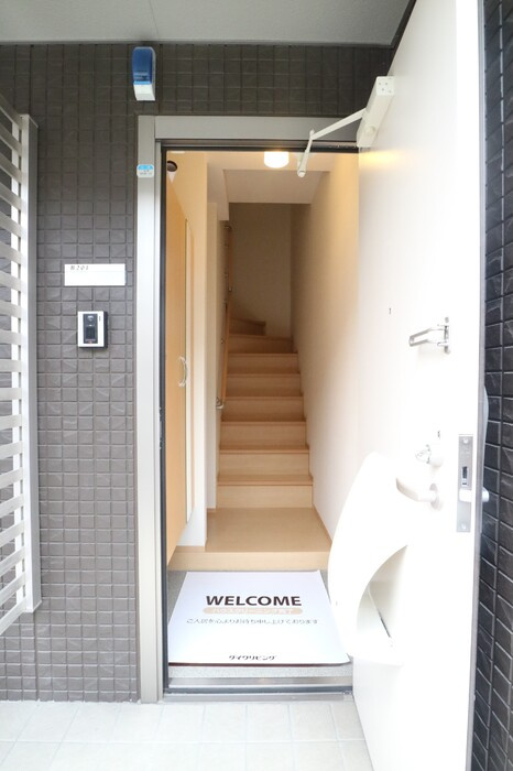 セジュール プランドール B棟の玄関