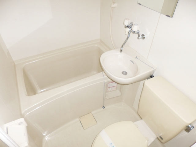 コーポ広央の浴室|ユニットバス綺麗です！