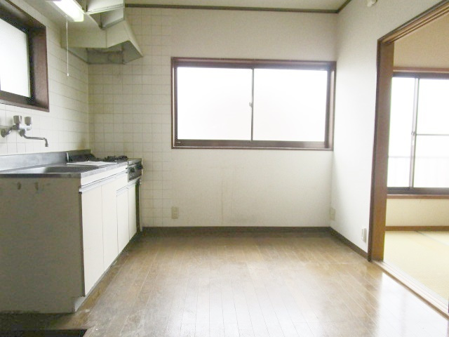 野口ハイムの居間・リビング|ダイニングルーム。