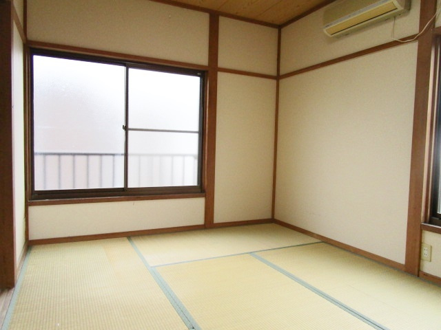 野口ハイムの居間・リビング|癒される畳のお部屋です。