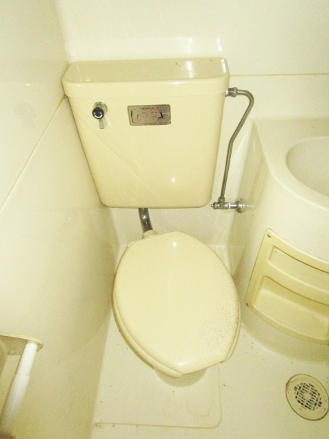 オレンジコーポのトイレ|洋式トイレ。