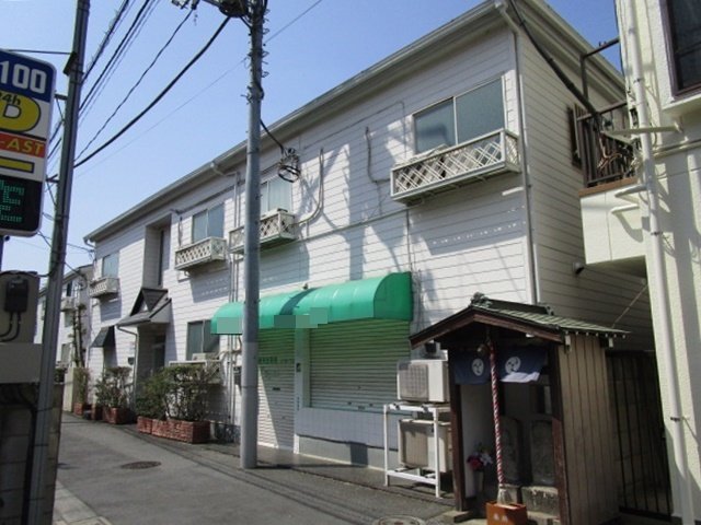 オレンジコーポの外観|日当たり良好なアパートです。