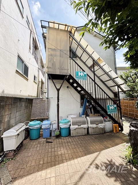 関アパートの画像