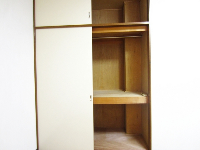 プレイス中村の収納|収納も押入れサイズでたっぷり収納できます。