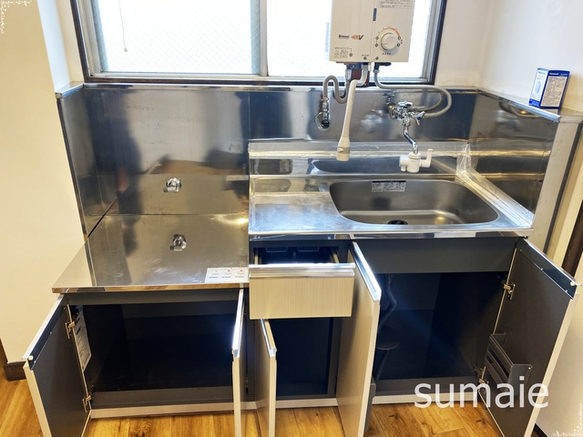 中村ビルの収納|キッチンにはたくさんの収納があります☆