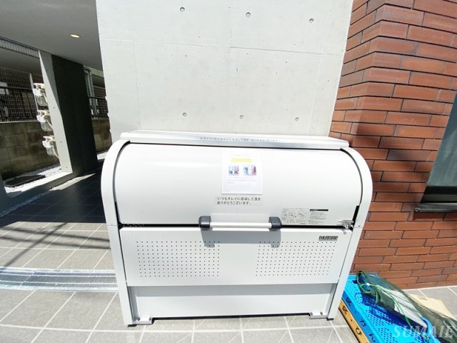 フラシア王子のその他共用部分|敷地内ゴミ捨て場です☆