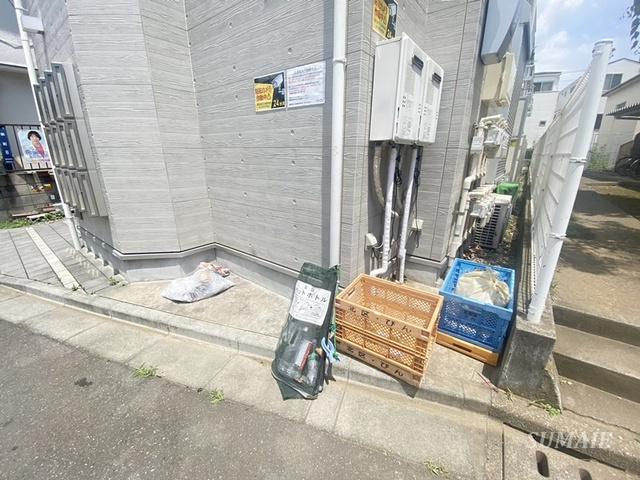 ＲＯＷ　ＨＯＵＳＥ上中里のその他共用部分|ゴミ置き場です☆