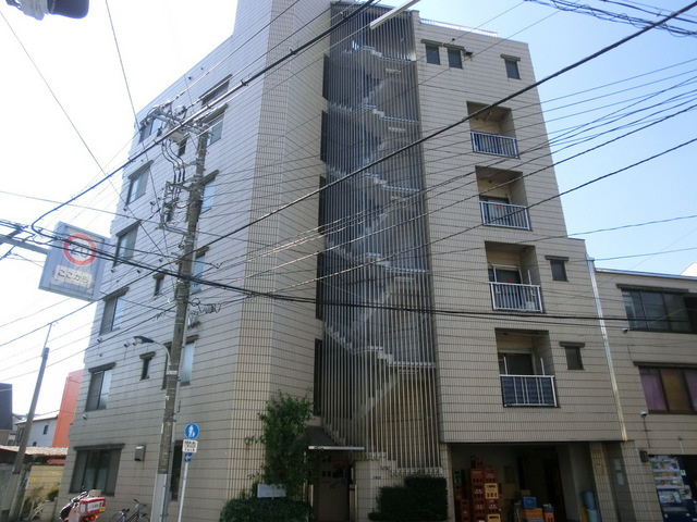 なり駒第３ビルの画像